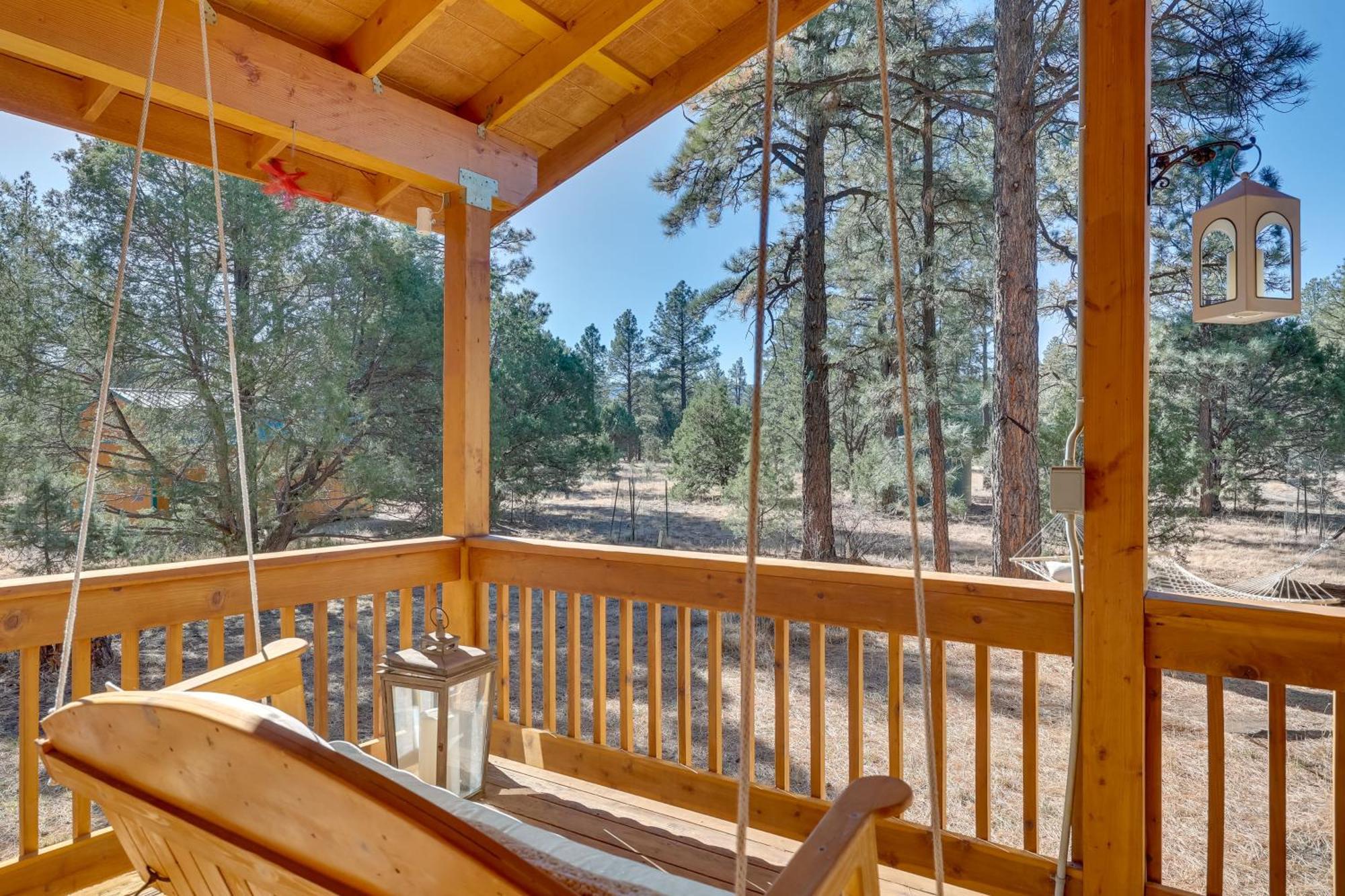 Dog-Friendly Nutrioso Cabin With Wraparound Porch! Eksteriør billede